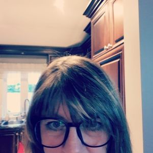 Meet your Posher, Pauline